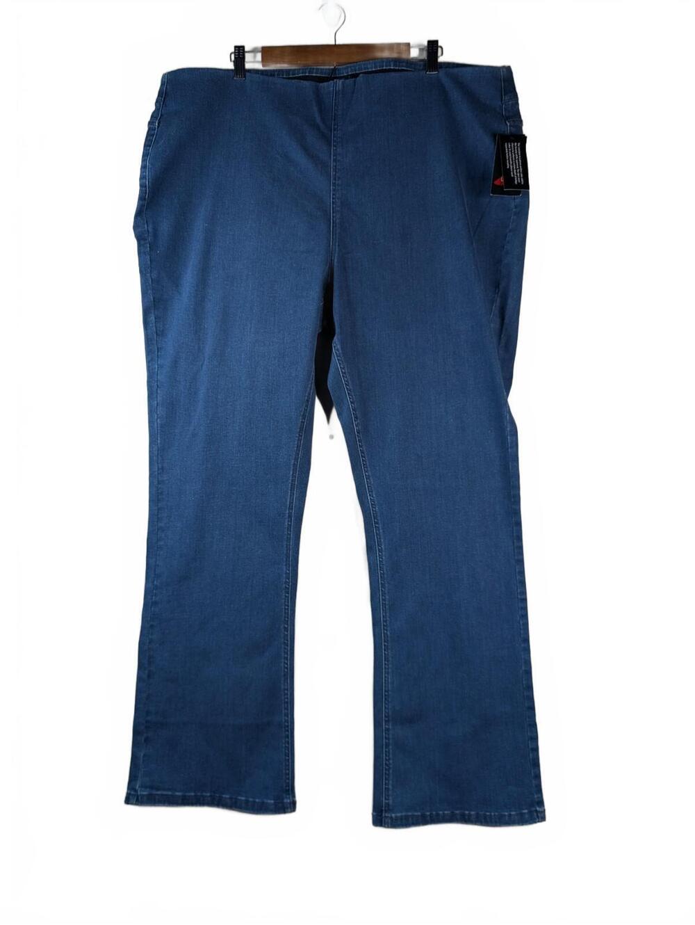 NWT D&CO Signature Perfect Flex Pull-On Bootcut Jeans US 24W